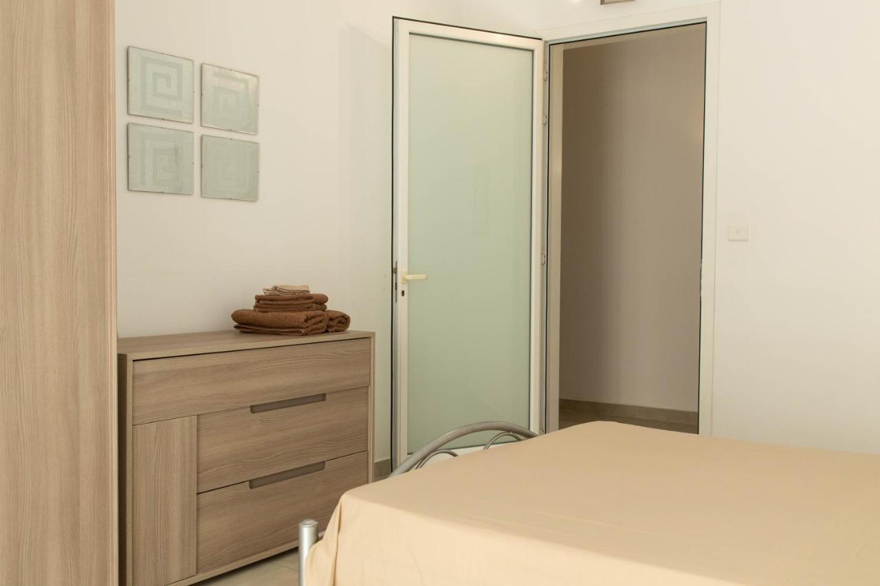 Spacious 3-Bedroom Apartment 30 Seconds From Sea 마르사스칼라 외부 사진